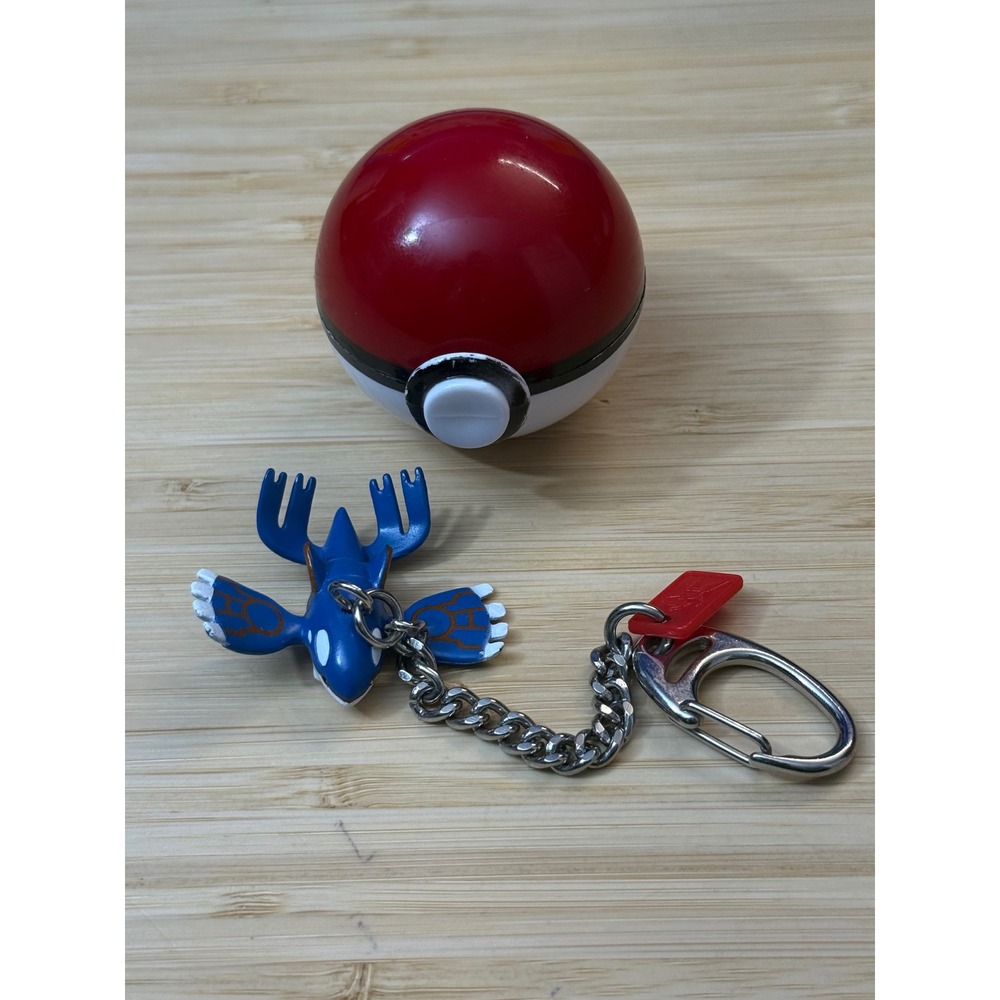 Vintage 2004 Nintendo Pokemon Kyogre Figure Keychain with Poke Ball Case